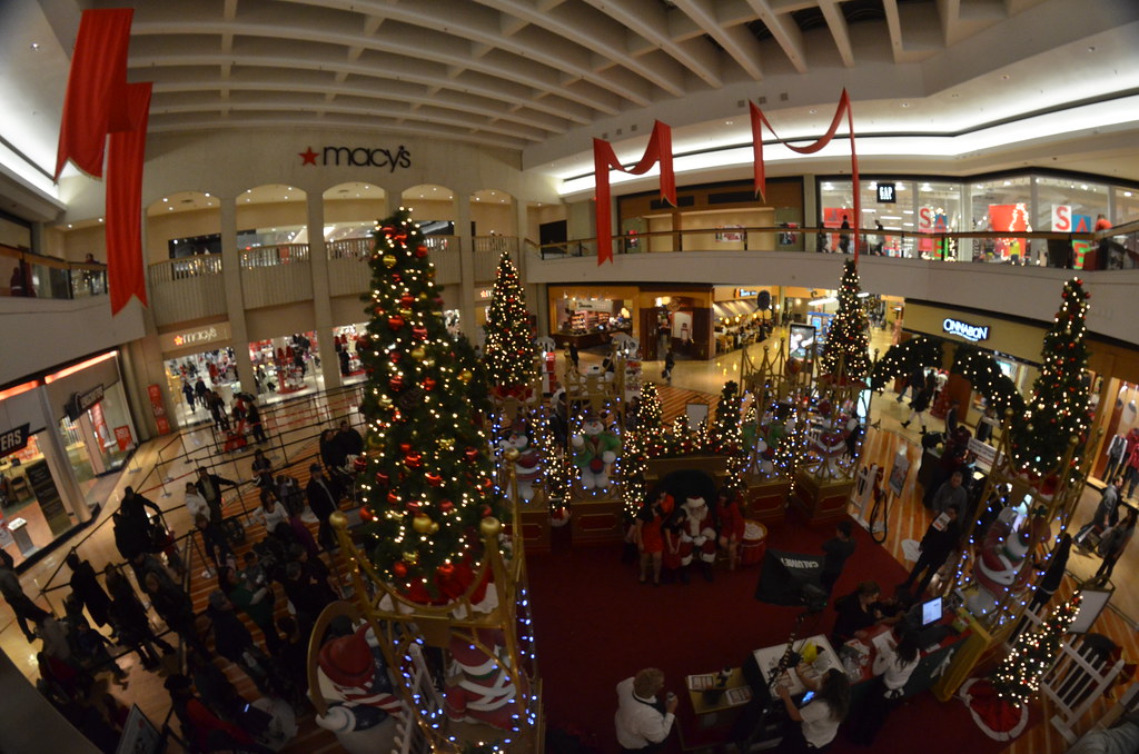 Christmas Shopping 435