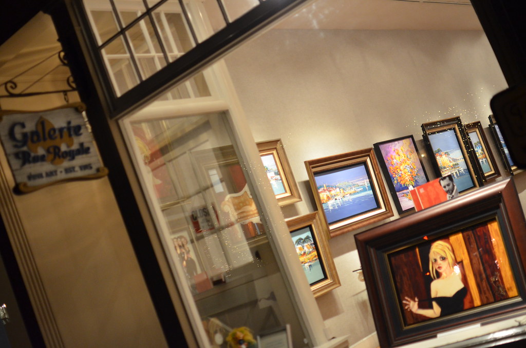 Galerie Rue Royale in Carmel California