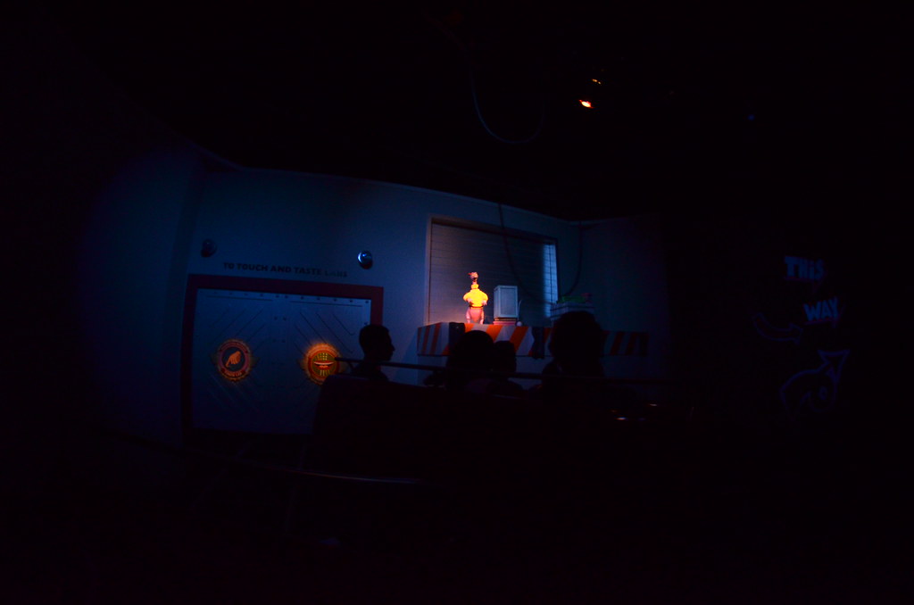 Epcot 699