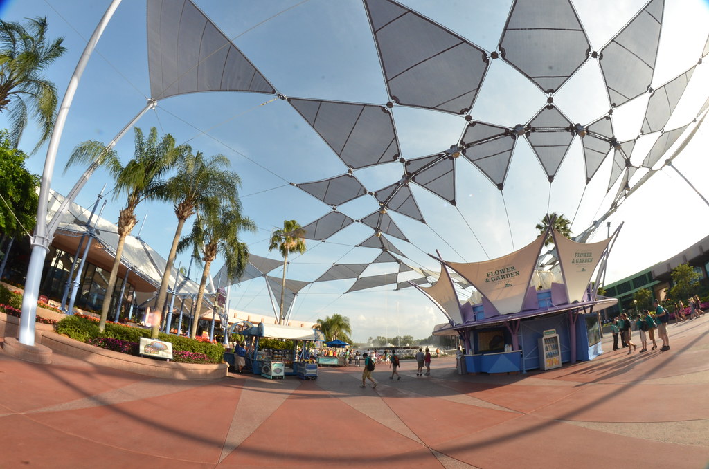 Epcot 870