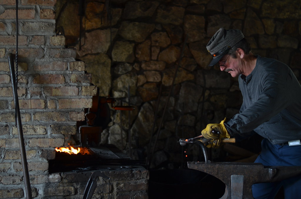 Old Fashioned Blacksmith 271