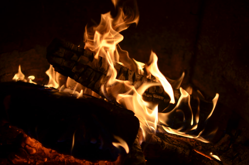 Campfire 050