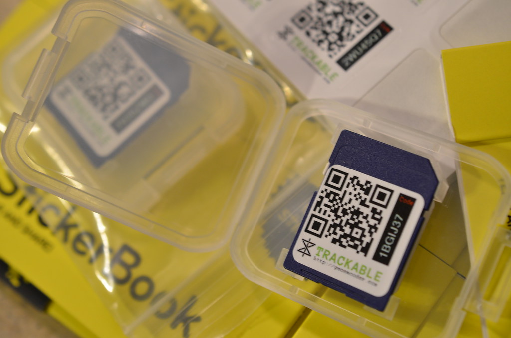Trackable QR Code on SD Card