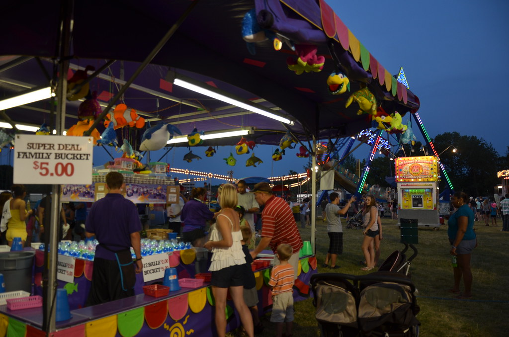 Naperville Ribfest Carnival Game
