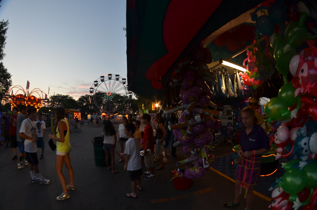 Naperville Ribfest Carnival