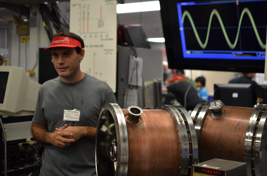 Argonne National Laboratory 385
