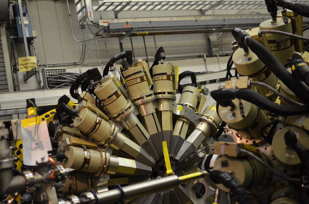 Argonne National Laboratory 552