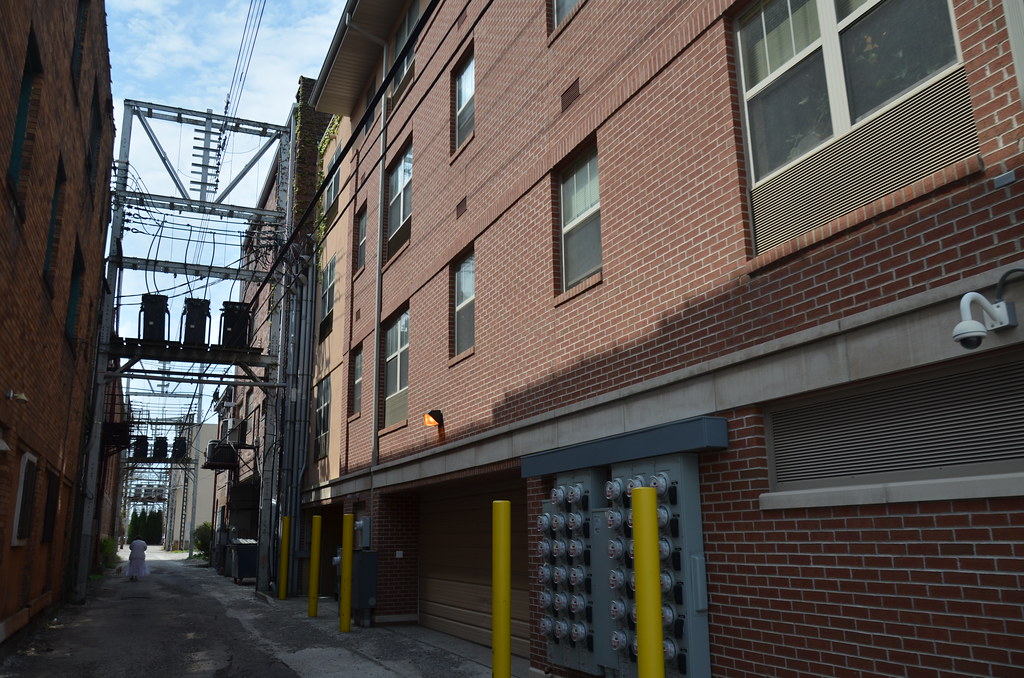 Zanesville OH Alley