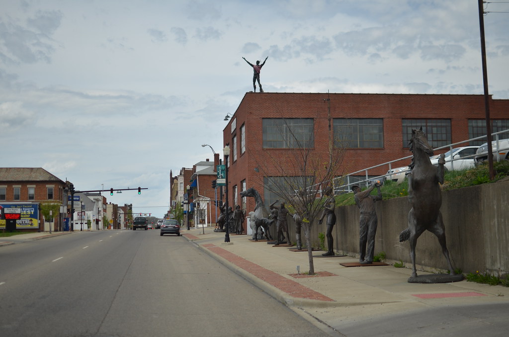 Zanesville OH 100
