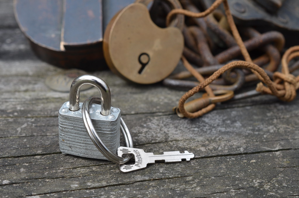 Tiny Master Lock
