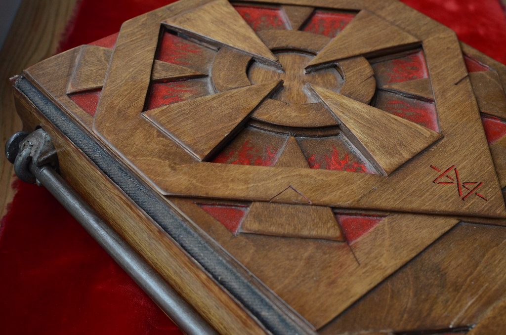 Wooden Book 004