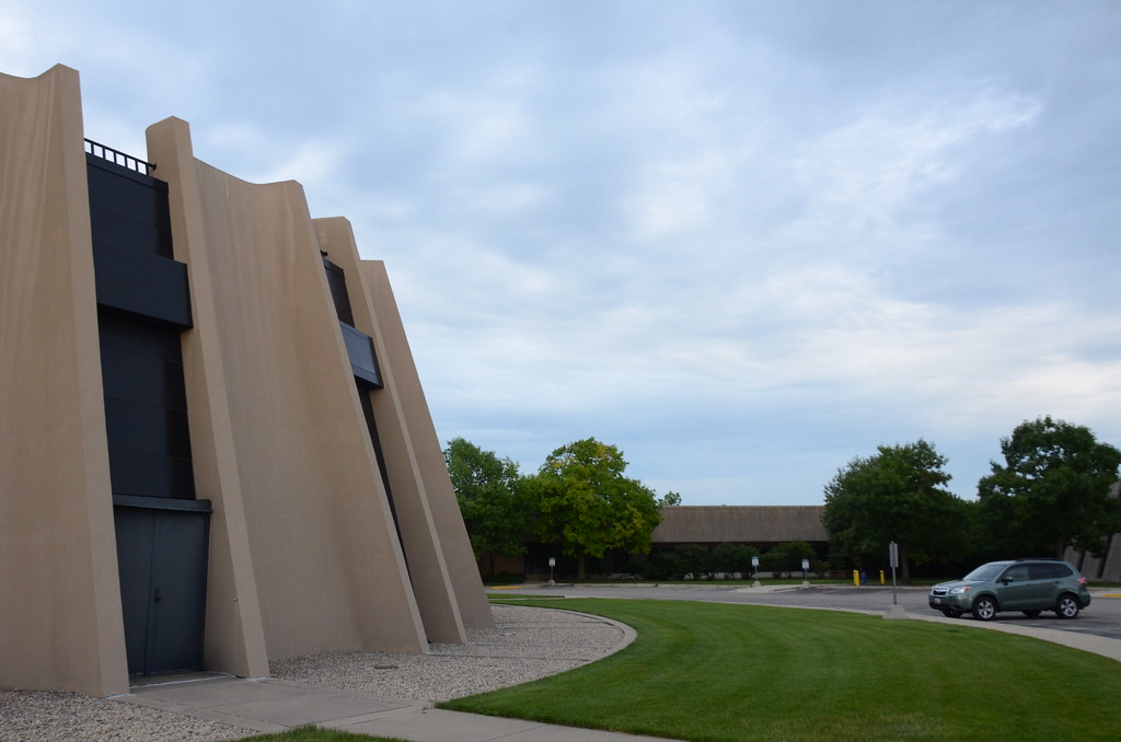 Fermi National Accelerator LaboratoryFermi National Accelerator 121
