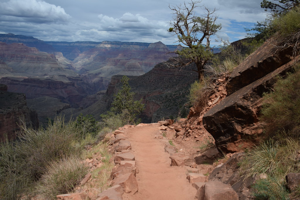 Grand Canyon Bright Angel Trail 210