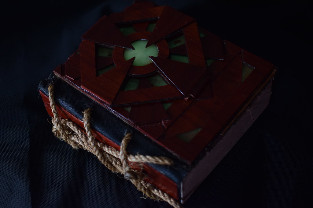 Wooden Book_2001