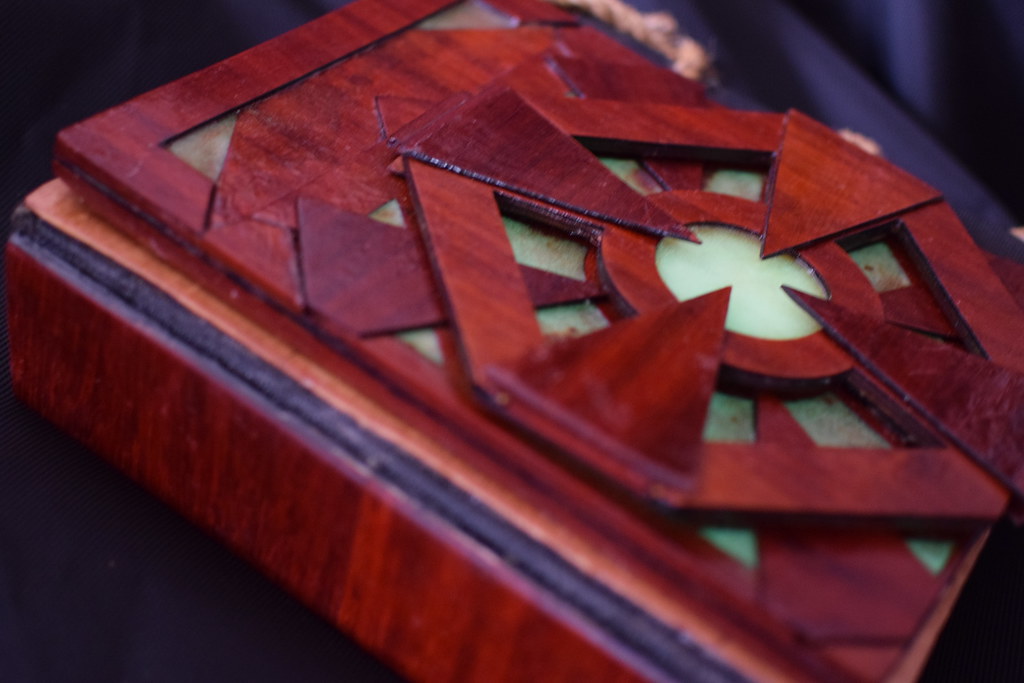 Wooden Book_2044
