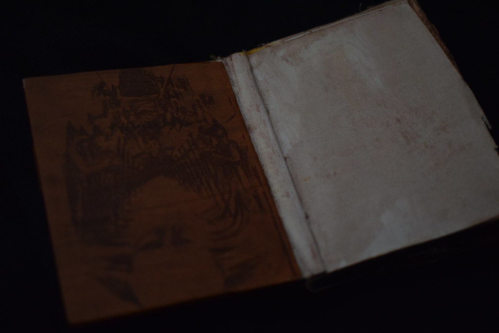 Wooden Book_2068