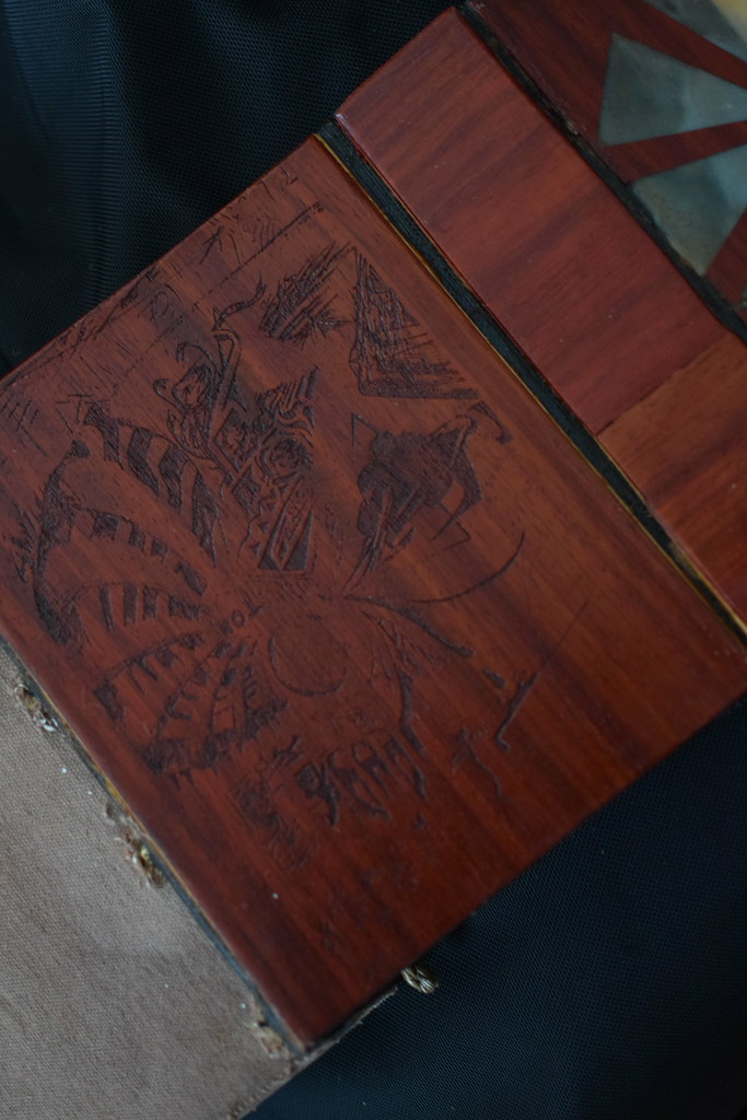 Wooden Book_2027