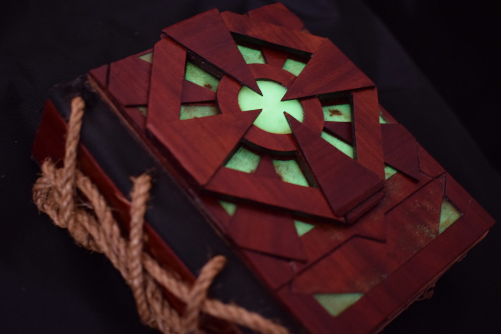 Wooden Book_2034