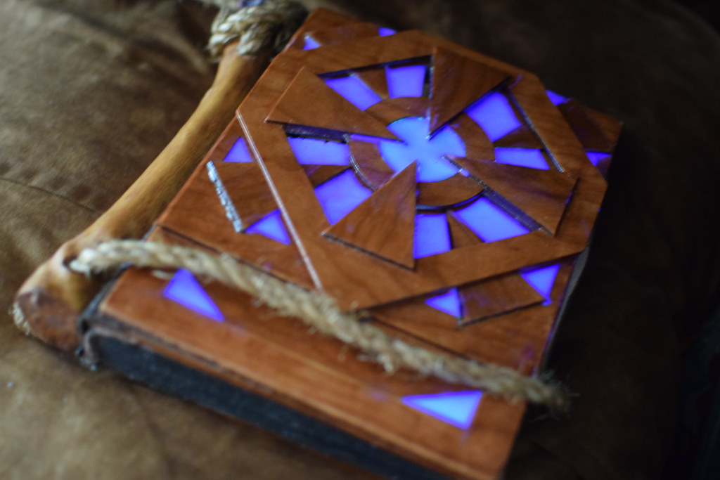 Wooden Book_2078