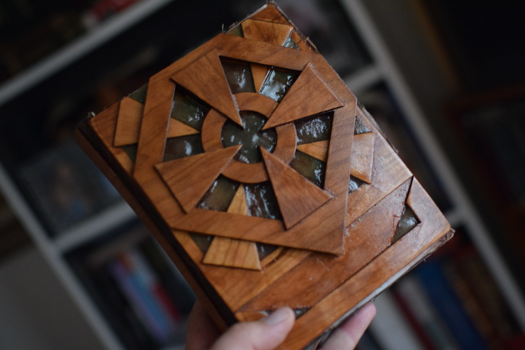 Wooden Book_2072