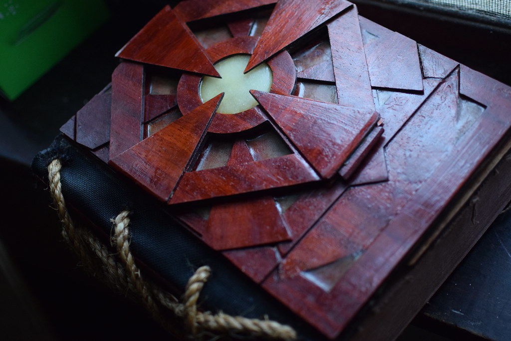 Wooden Book_2047