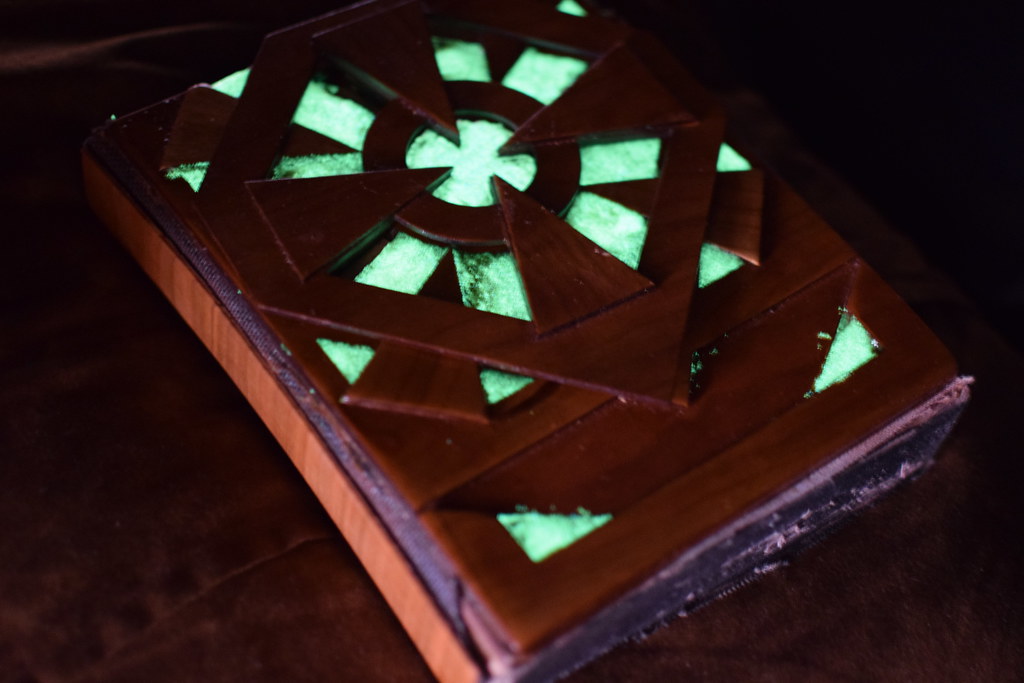 Wooden Book_2081