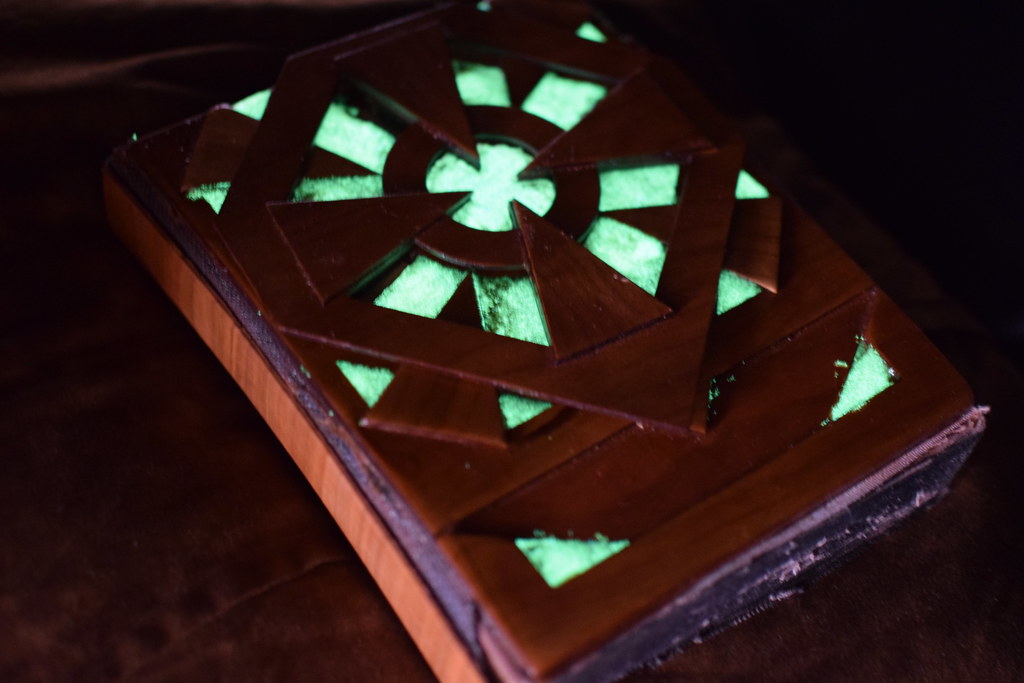 Wooden Book_2079