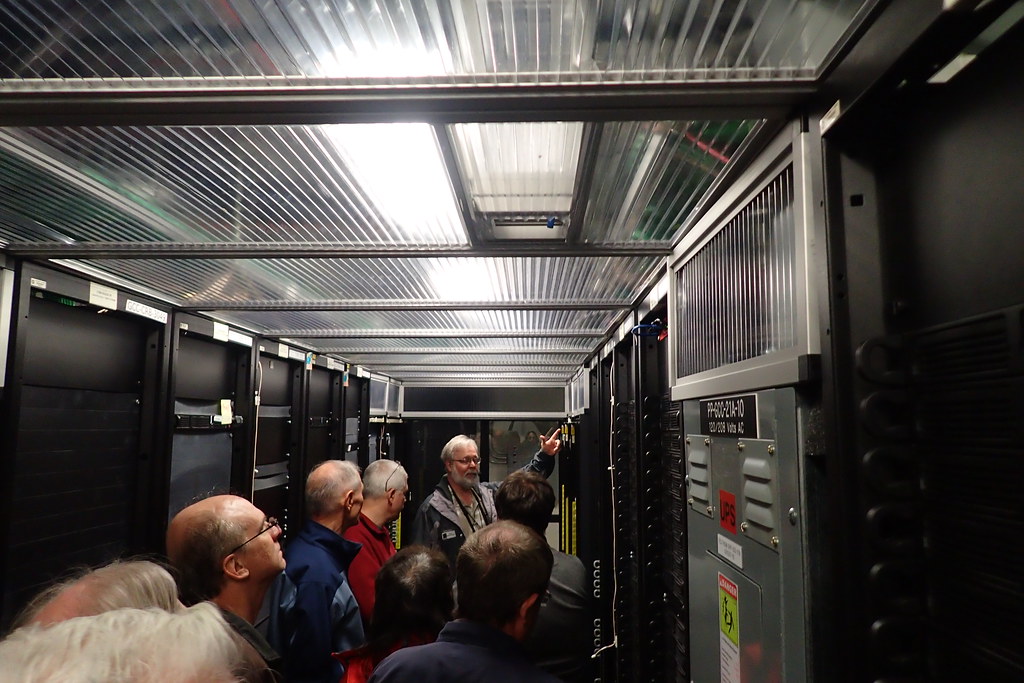 Fermilab Grid Computing Center PA250315