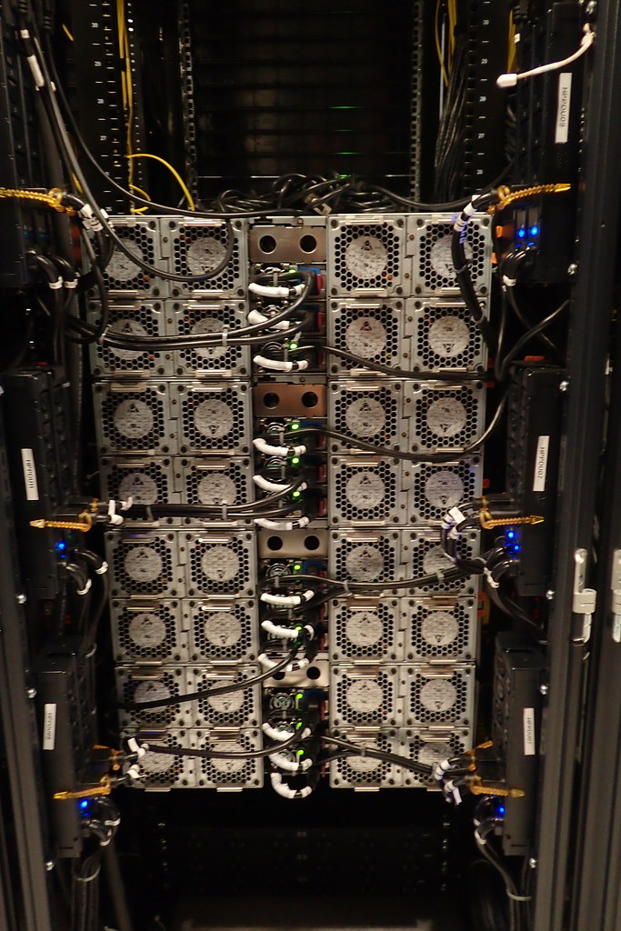 Fermilab Grid Computing Center PA250344