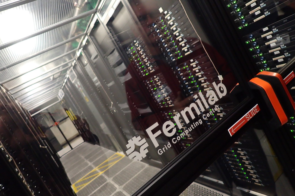 Fermilab Grid Computing Center PA250308