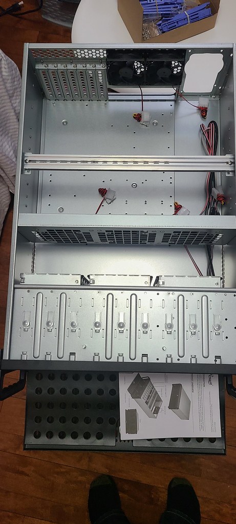 Rosewill 4U Server Chassis Large